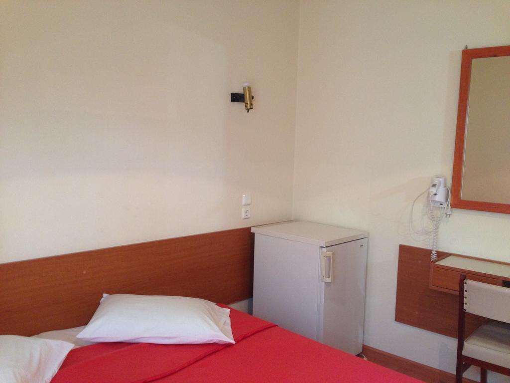 Noufara Hotel Камена-Вурла Экстерьер фото